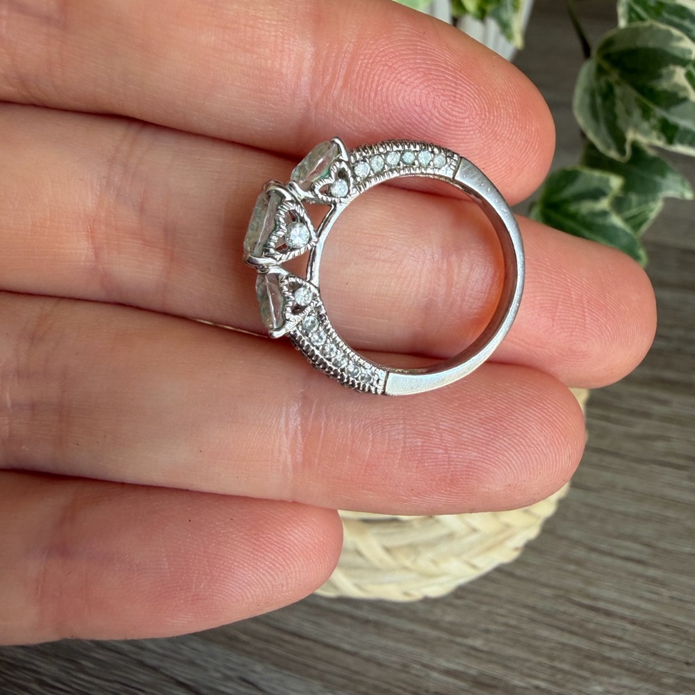 3 stone diamond cubic zirconia ring - Picture 3 of 10